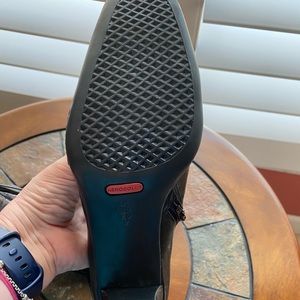 Areosoles shooters- Black size 11m. Never worn